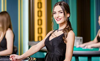 Giao diện người dùng thân thiện trên điện thoại và máy tính